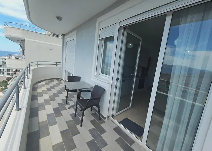 Riviera View Apartment Sarande