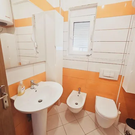 Daire River Sea View Saranda