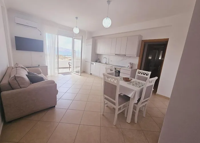 River Sea View Sarandë